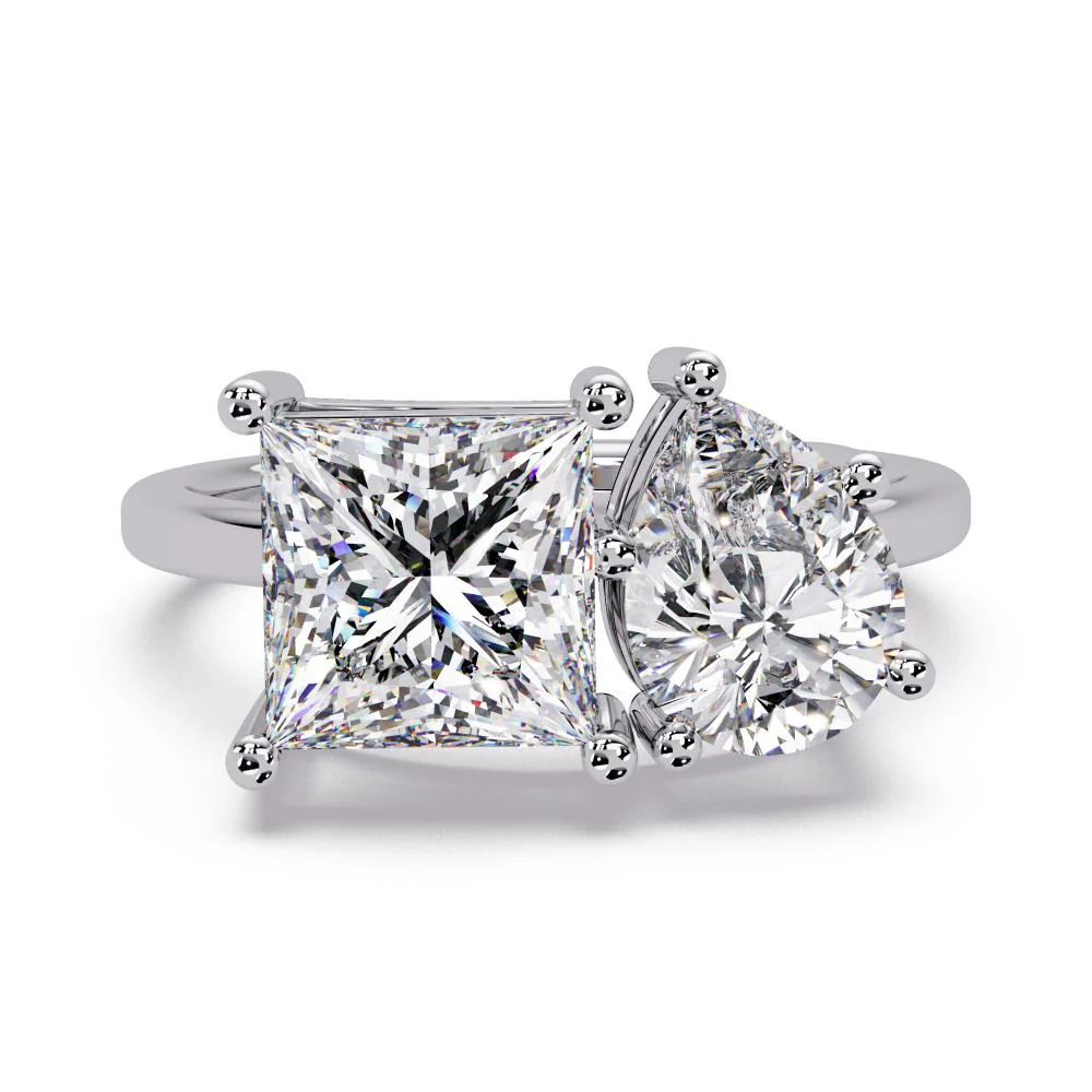 Emily Ratajkowski Engagement Ring - Image 3