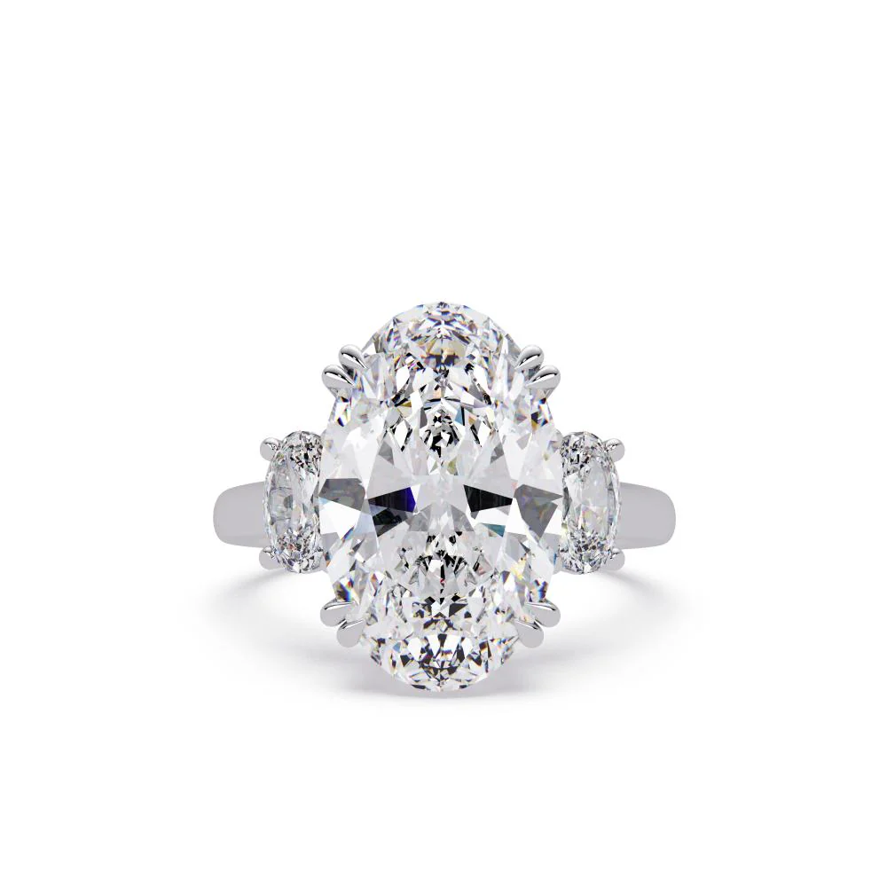 Oval Three Stone Engagement ring - Image 3