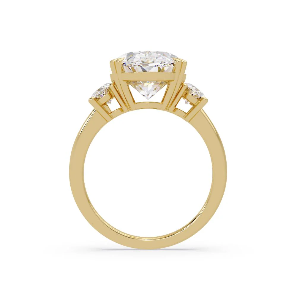 Oval Three Stone Engagement ring - Image 7