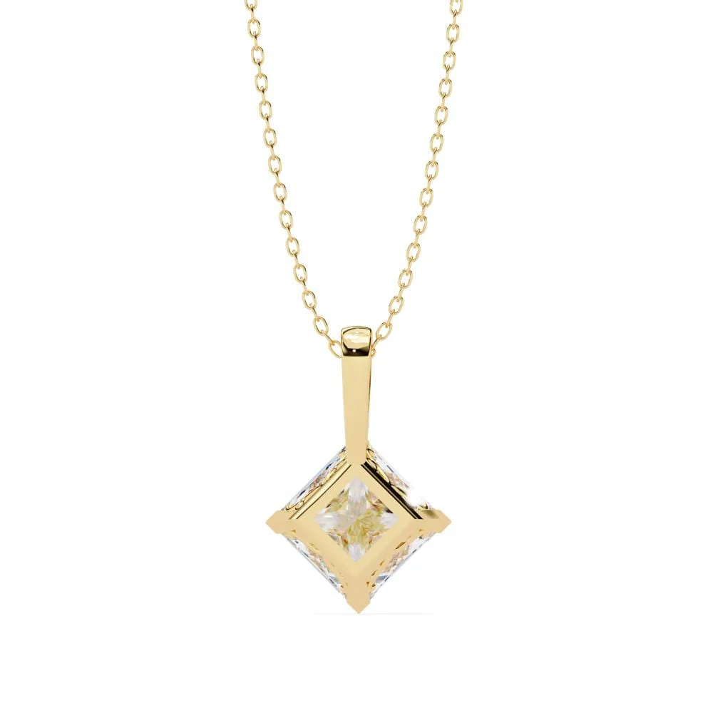 Princess Solitaire pendant with Chain - Image 7