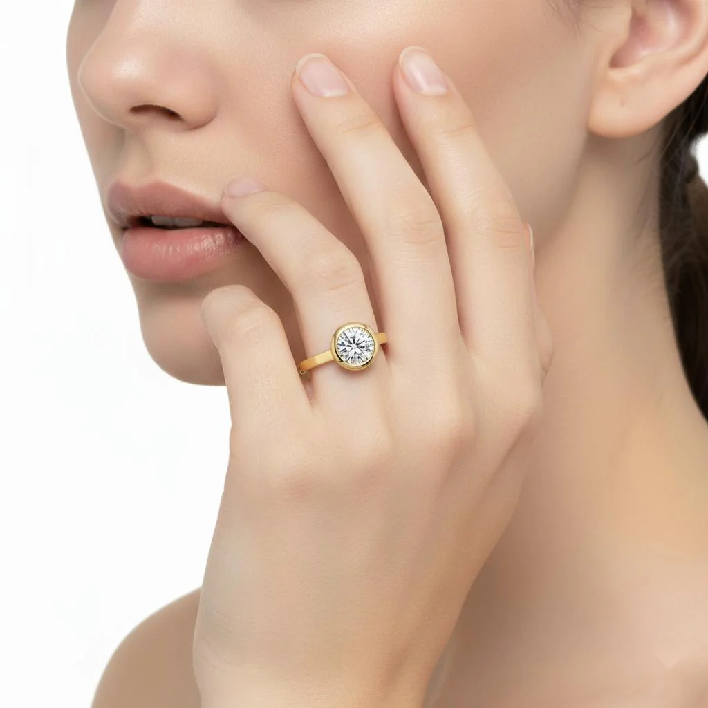 Round Solitaire with Bezel Set Engagement ring - Image 4