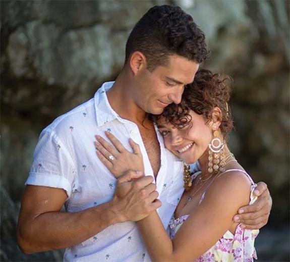Sarah Hyland Engagement Ring - Image 4